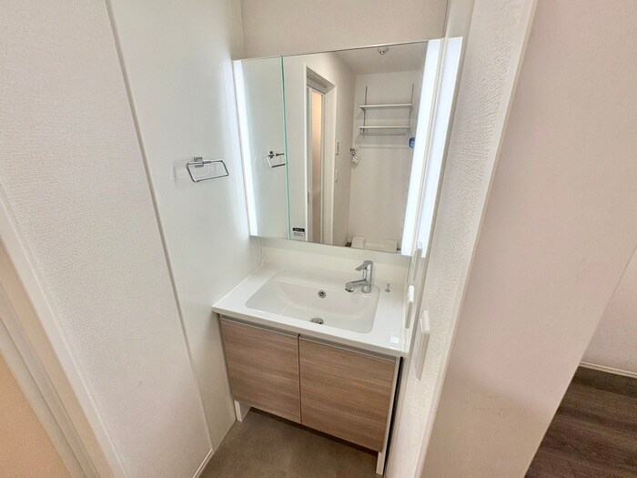 物件内観写真12　(洗面)