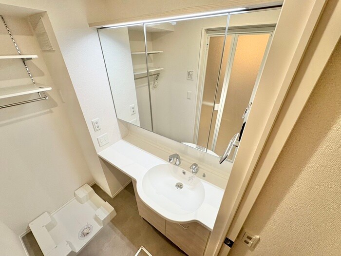 物件内観写真12　(洗面)