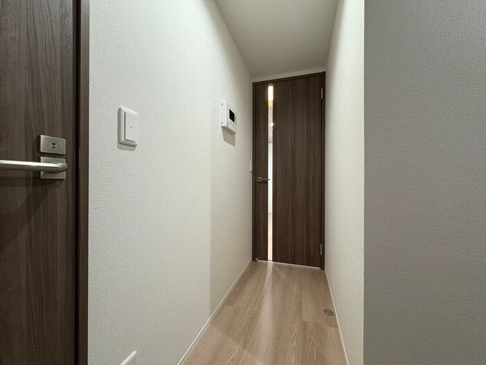 物件内観写真16　(廊下)