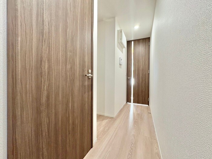 物件内観写真16　(廊下)
