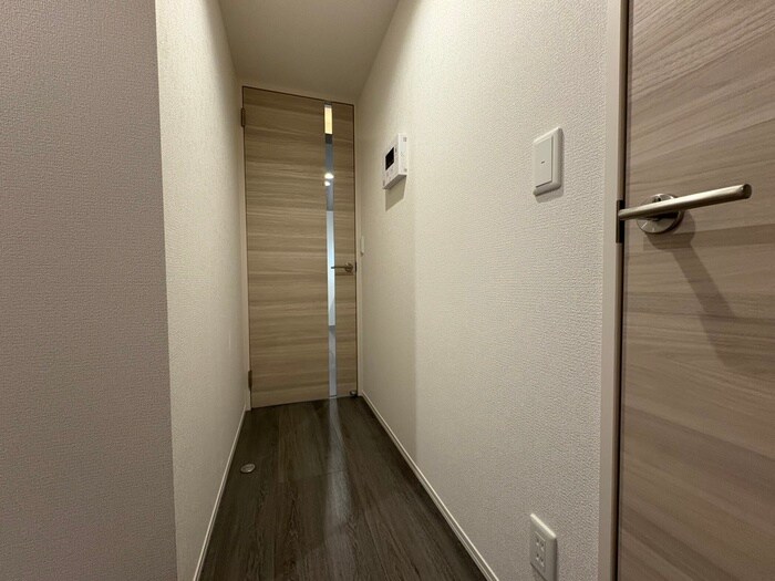 物件内観写真16　(廊下)