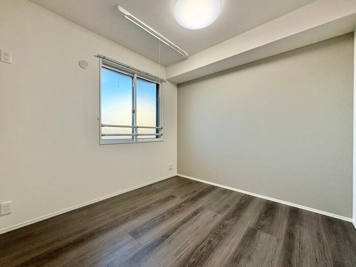 物件内観写真18　(居室)