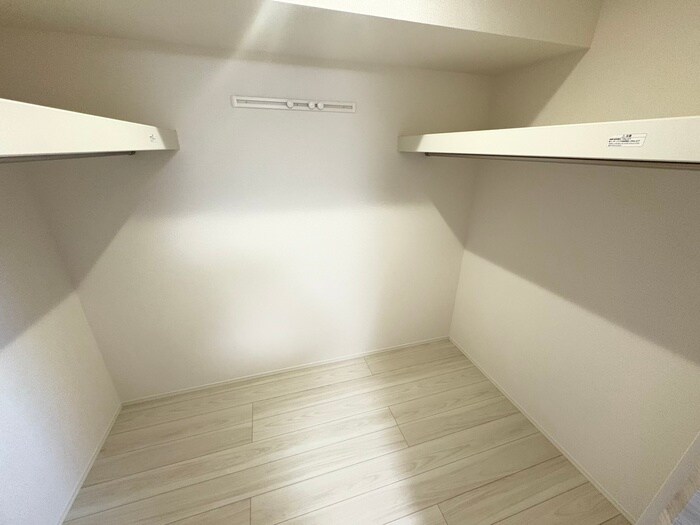 物件内観写真21　(収納)