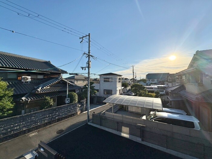 物件内観写真22　(室内からの展望)