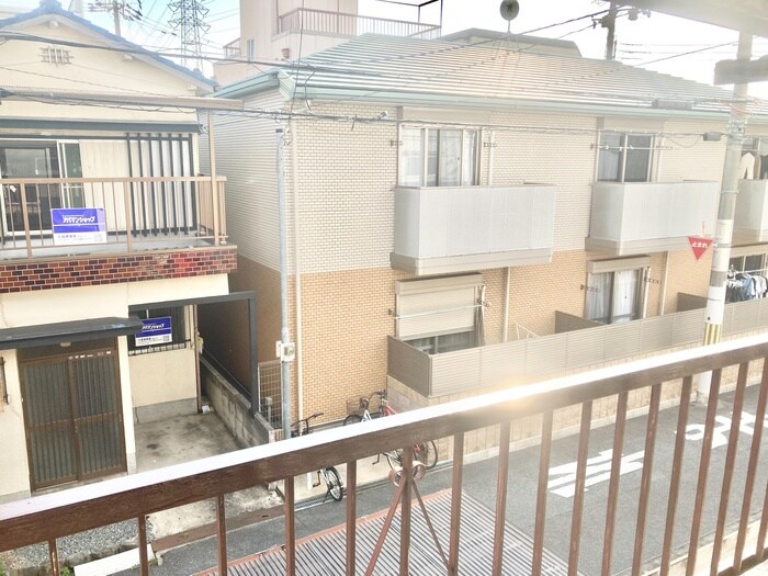 物件内観写真13　(室内からの展望)