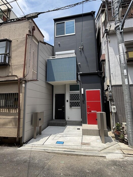 物件外観写真2　(外観写真)