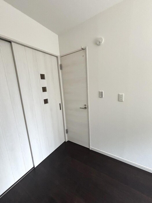 物件内観写真11　(居室)