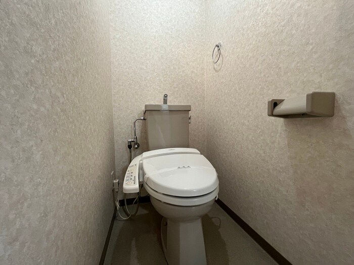 物件内観写真11　(トイレ)