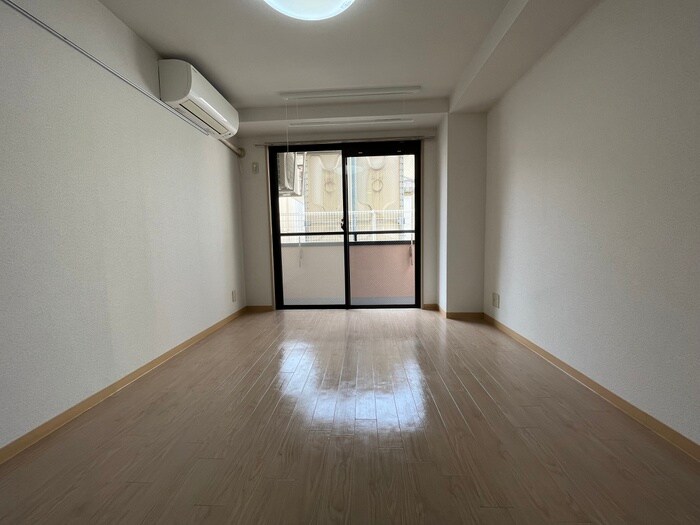 物件内観写真12　(居室)