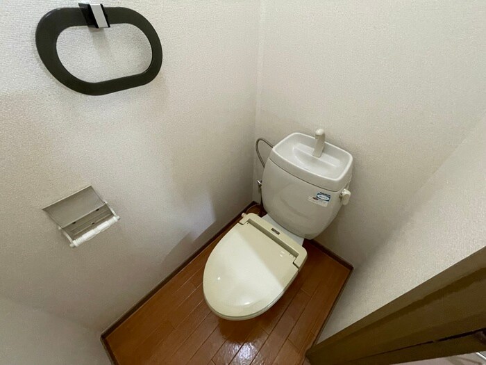 物件内観写真13　(トイレ)