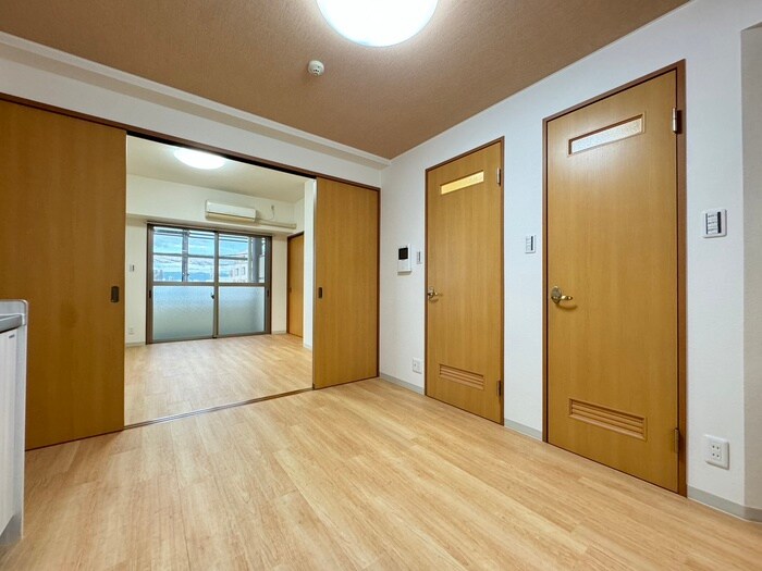 物件内観写真6　(居室)