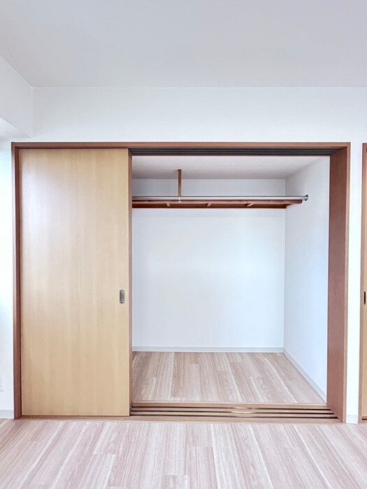 物件内観写真12　(収納)