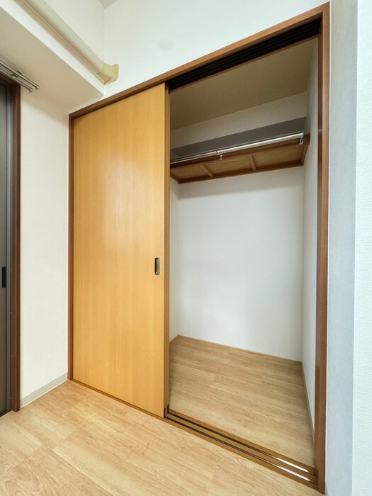 物件内観写真12　(収納)