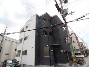 シティコート八尾　EAST外観写真