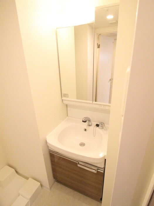 物件内観写真11　(洗面)