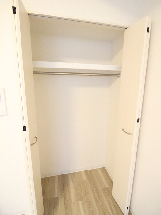 物件内観写真13　(収納)