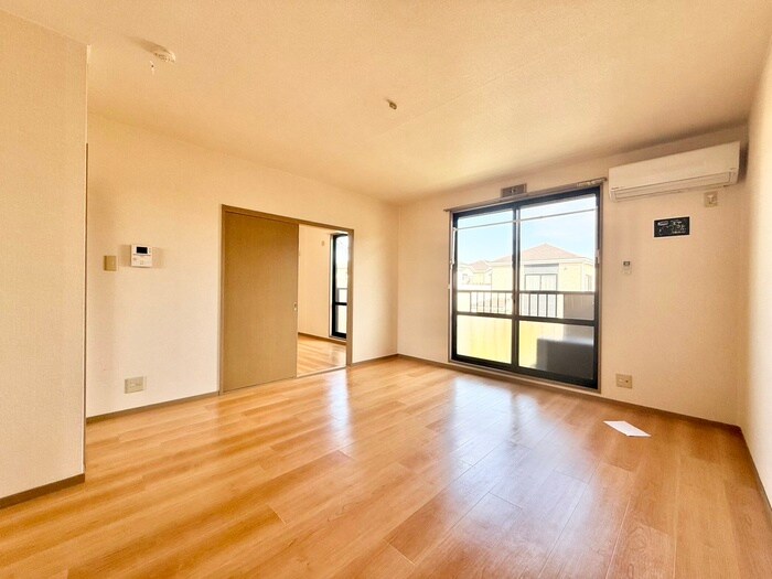 物件内観写真7　(居室)