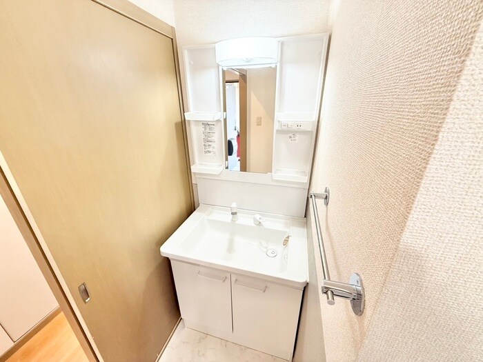 物件内観写真14　(洗面)