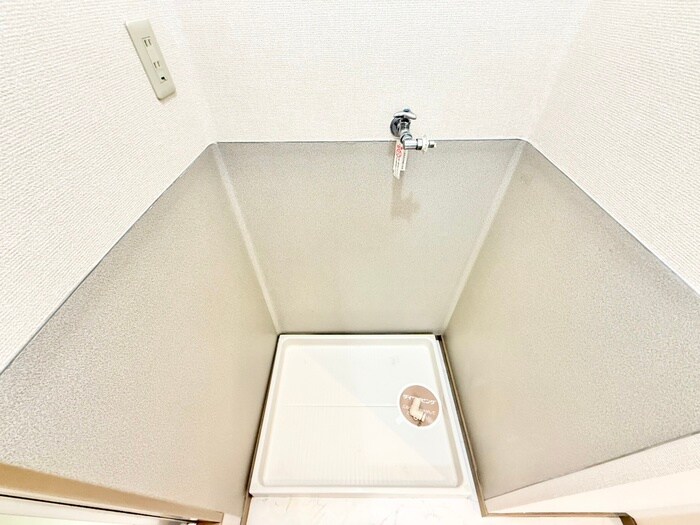 物件内観写真19　(洗濯機置場)