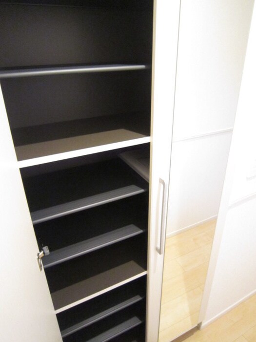 物件内観写真20　(靴箱)