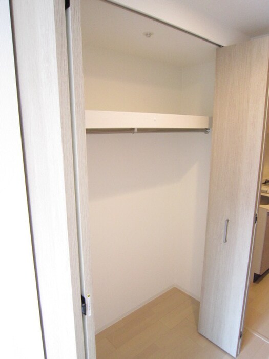 物件内観写真12　(収納)