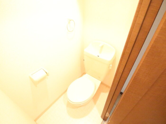 物件内観写真11　(トイレ)