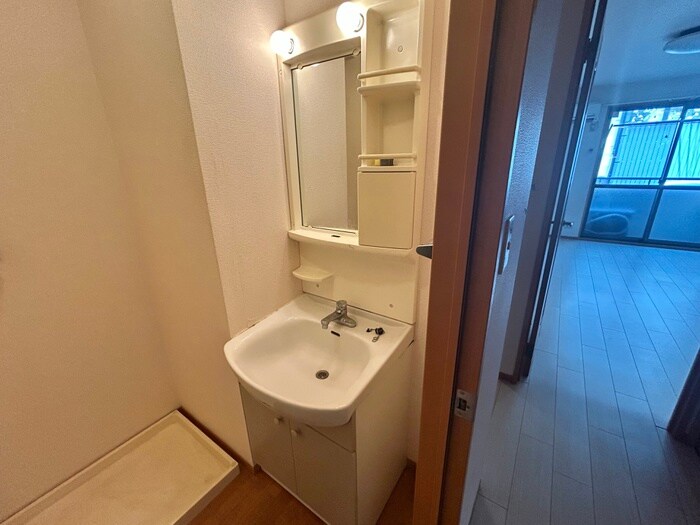 物件内観写真16　(洗面)