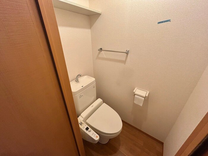 物件内観写真17　(トイレ)