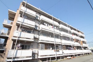 ビレッジハウス常吉１号棟外観写真