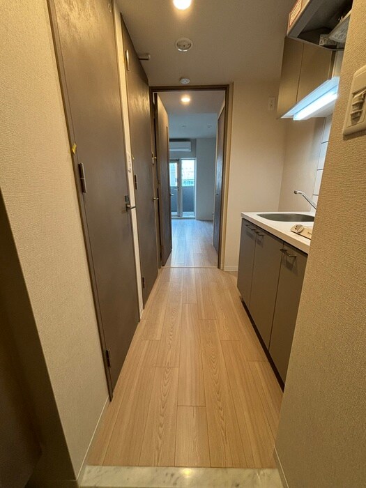 物件内観写真10　(廊下)