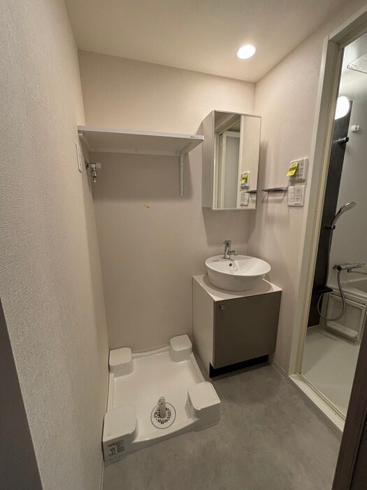 物件内観写真12　(洗濯機置場)