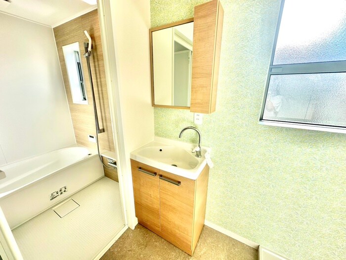 物件内観写真13　(洗面)