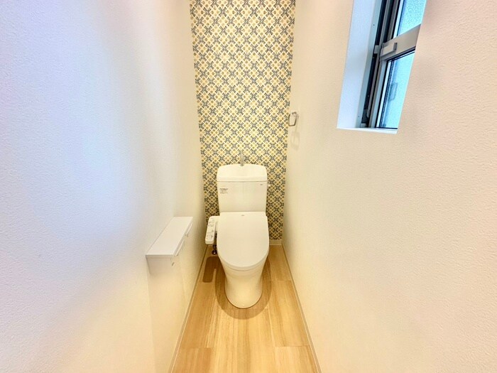 物件内観写真15　(トイレ)