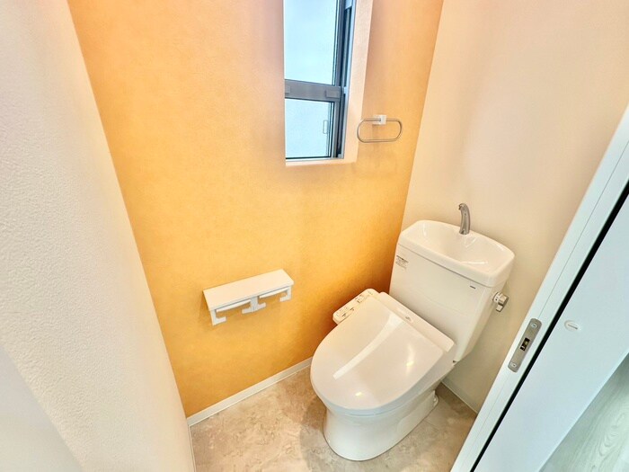 物件内観写真15　(トイレ)