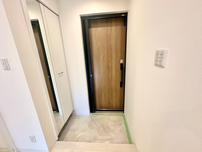 物件内観写真20　(玄関)