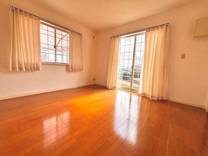 物件内観写真9　(居室)