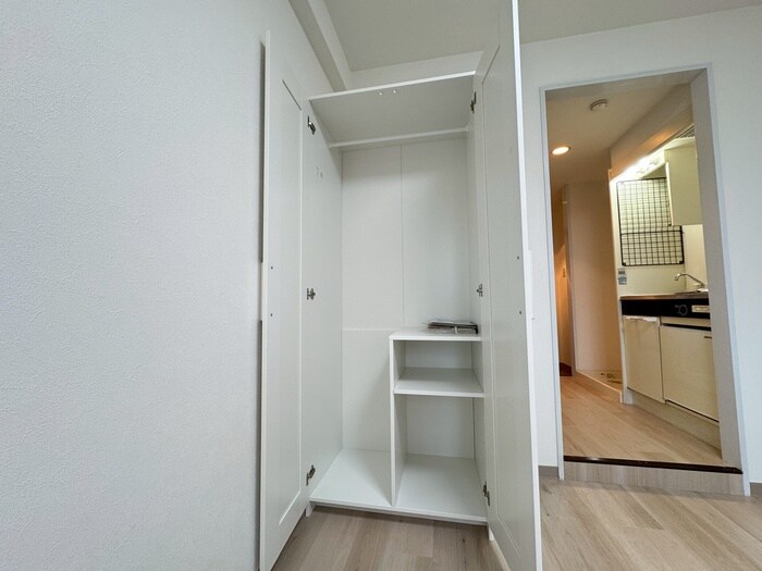 物件内観写真16　(収納)
