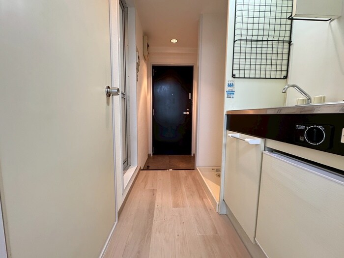 物件内観写真18　(廊下)