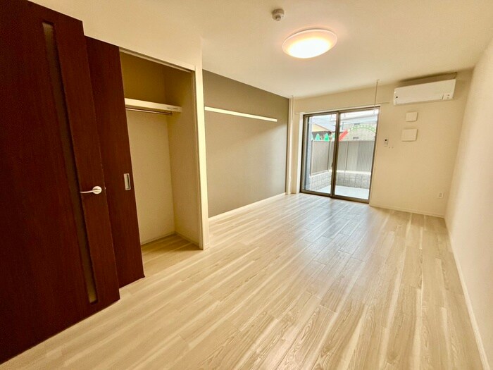 物件内観写真5　(居室)