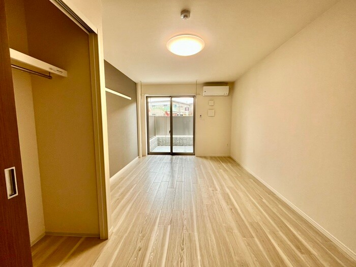 物件内観写真13　(居室)