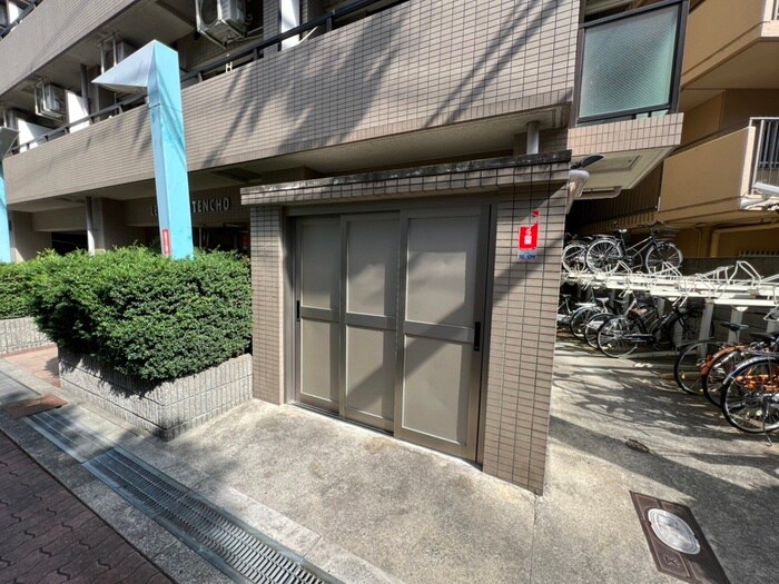 物件外観写真6　(建物設備)