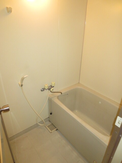 物件内観写真12　(バス／シャワールーム等)