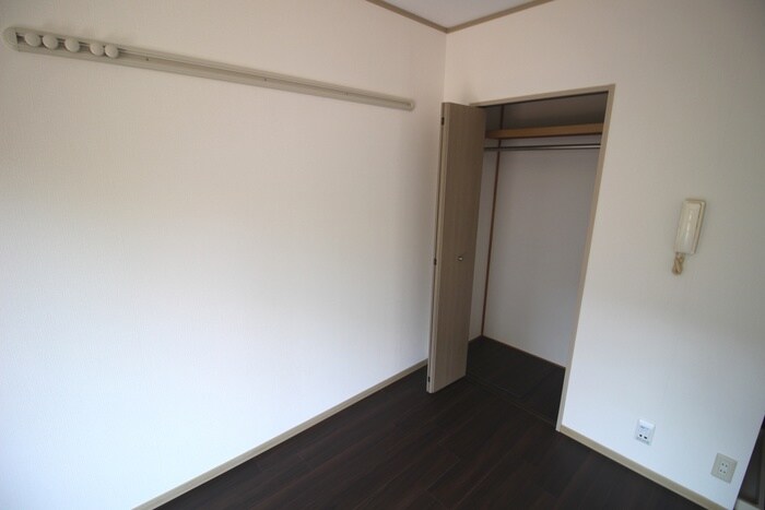 物件内観写真16　(収納)