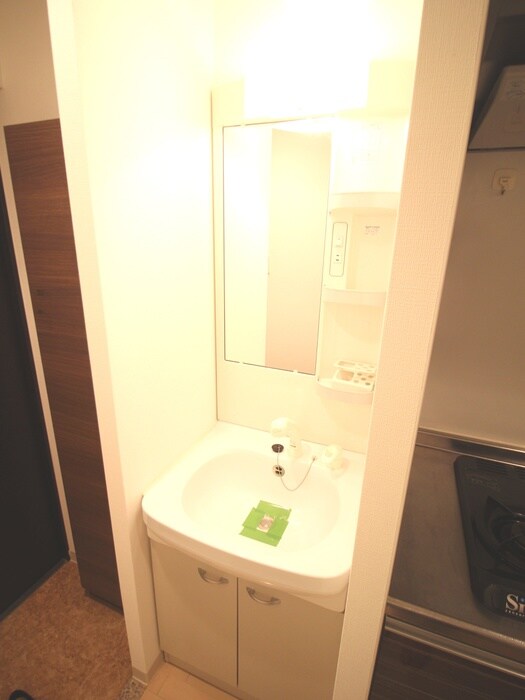 物件内観写真9　(洗面)