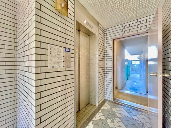 物件外観写真4　(建物設備)