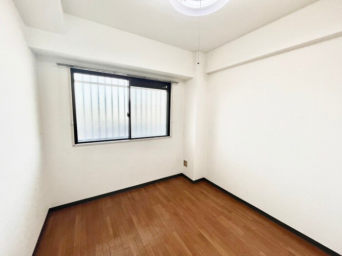 物件内観写真11　(居室)