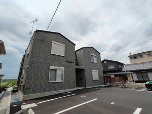 カルフールⅧ外観写真