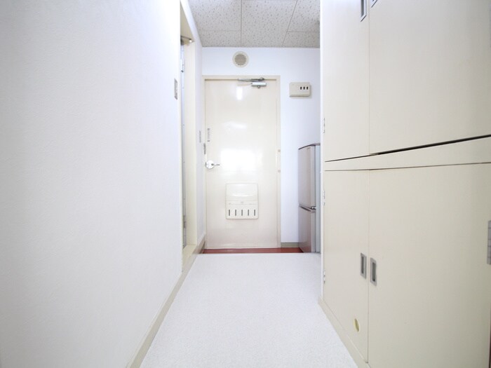 物件内観写真13　(廊下)