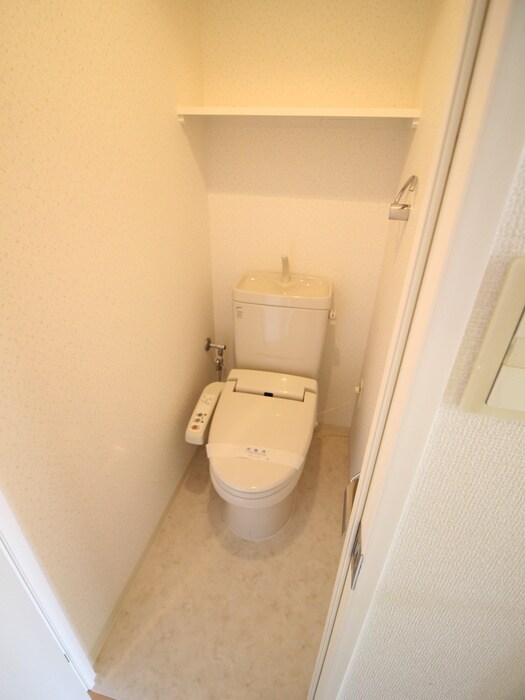 物件内観写真15　(トイレ)