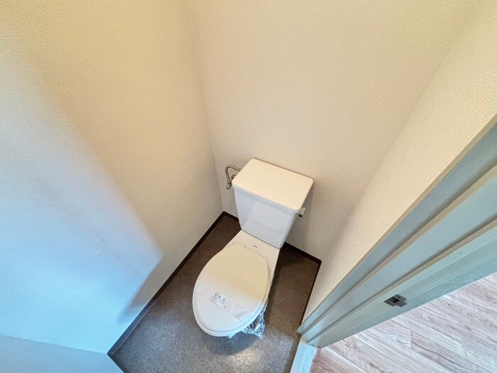 物件内観写真9　(トイレ)